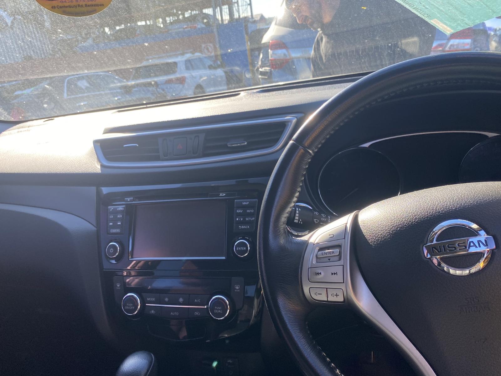 View Auto part A/C Compressor Nissan Xtrail 2015