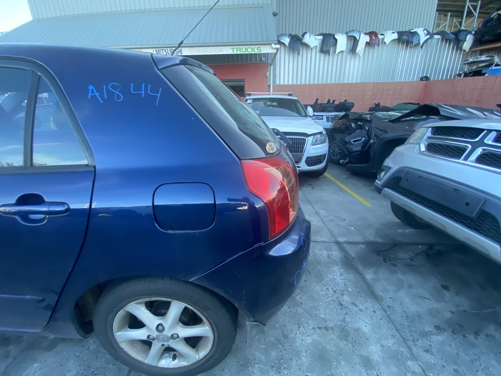 View Auto part Alternator Toyota Corolla 2005
