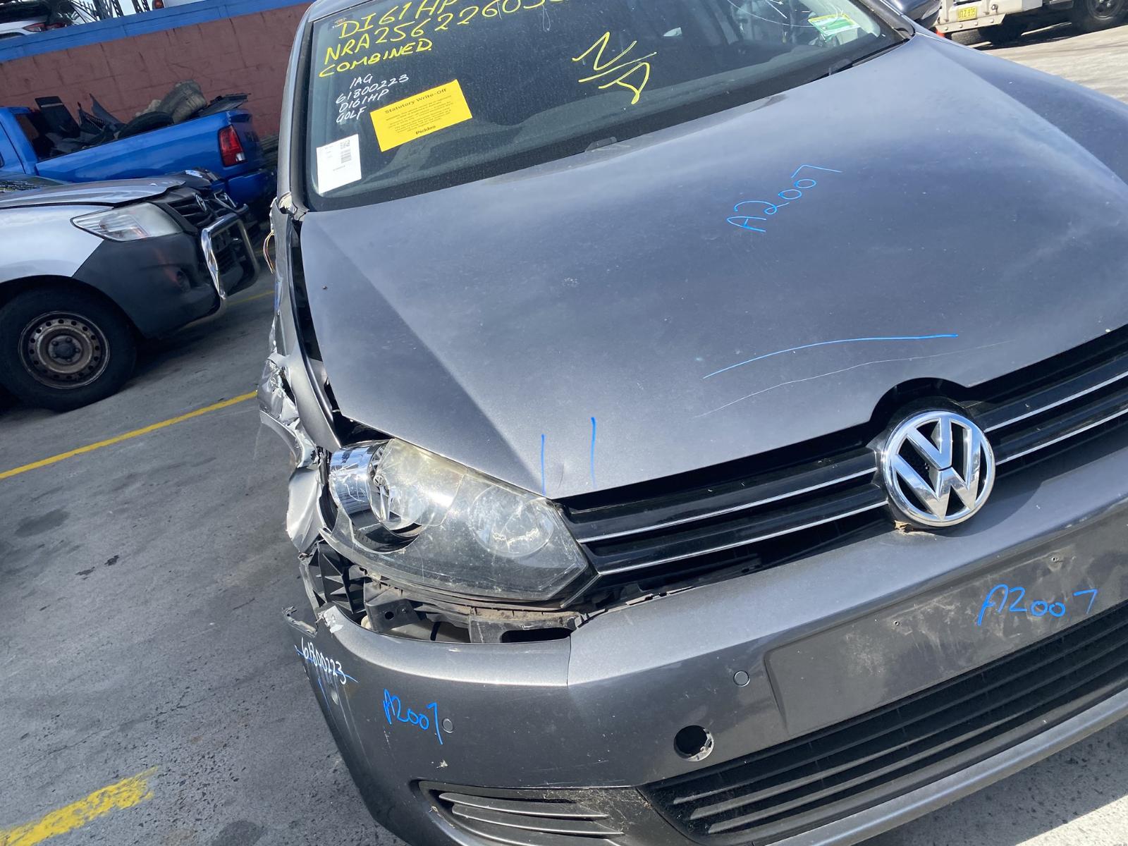 View Auto part Engine Volkswagen Golf 2013