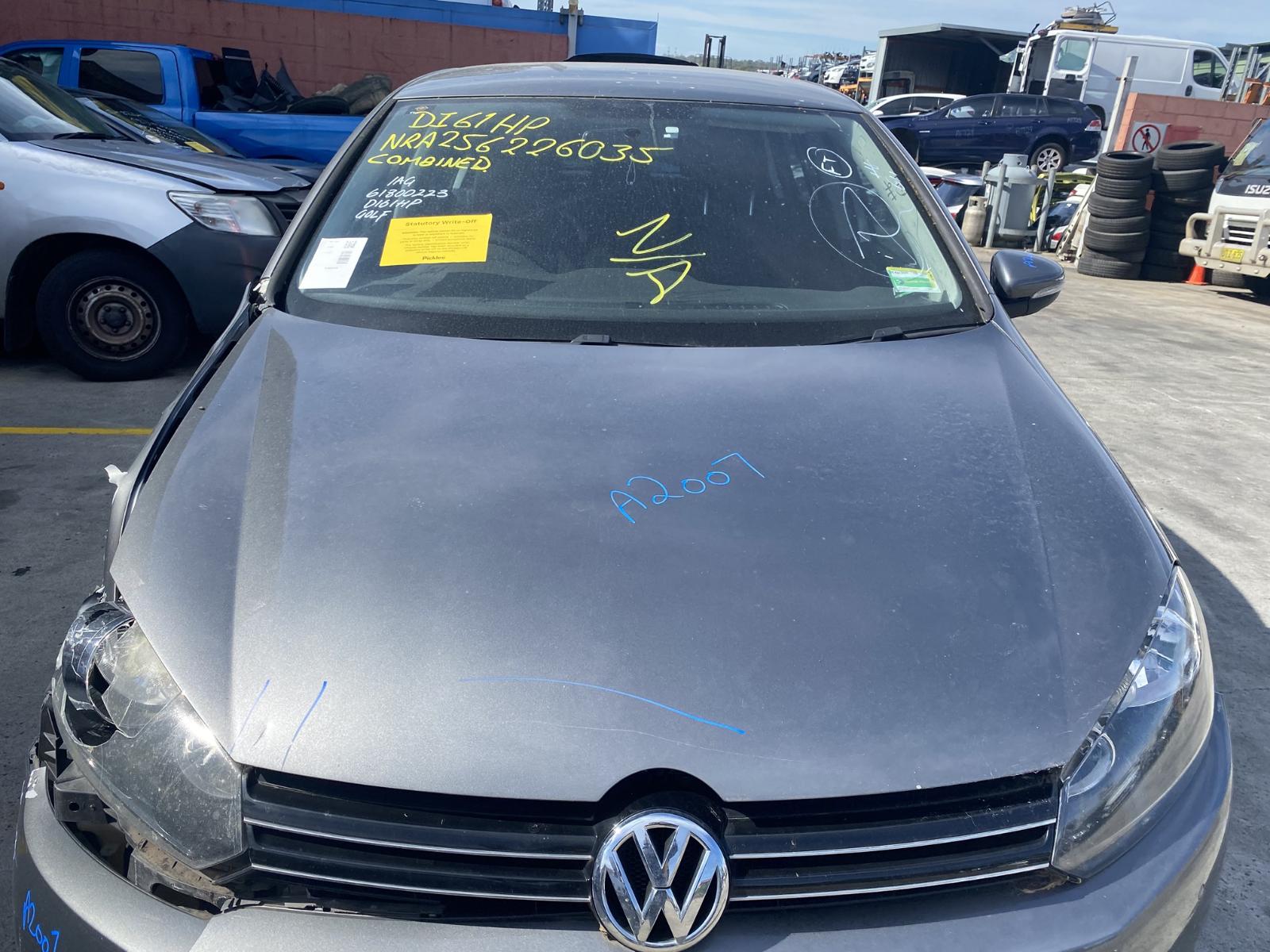 View Auto part Engine Volkswagen Golf 2013