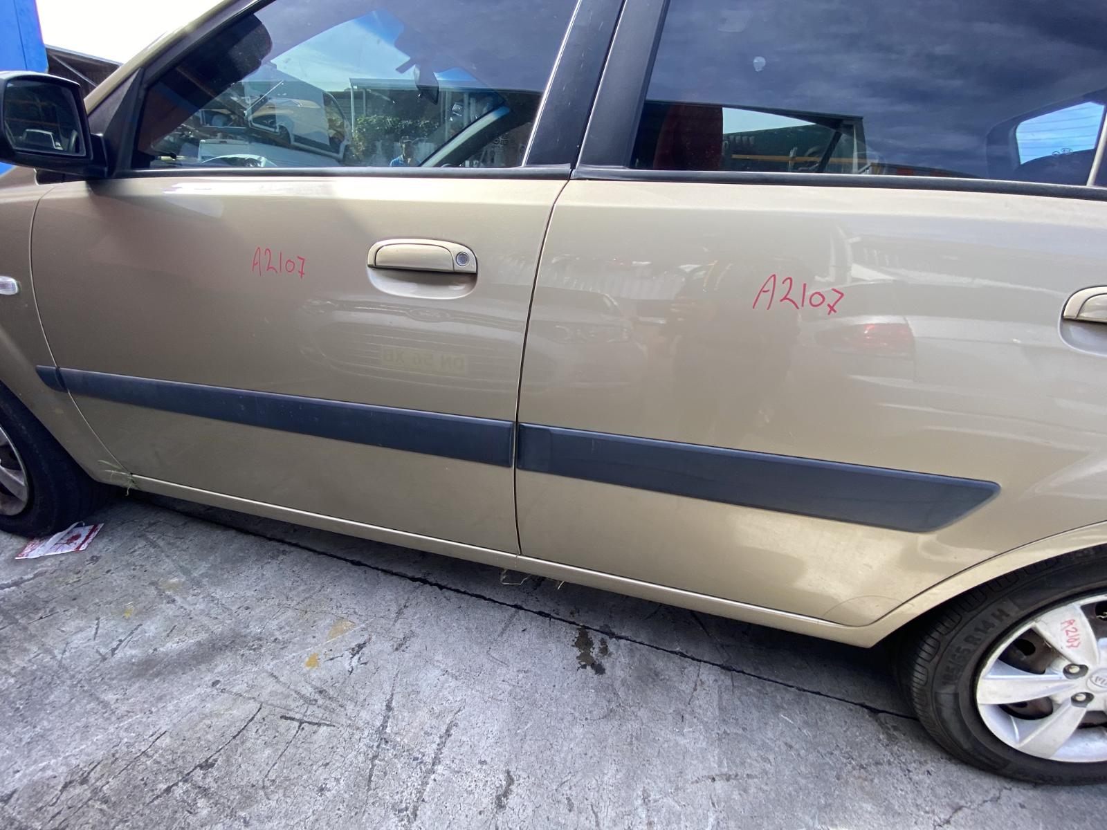 View Auto part Engine Kia Rio 2009