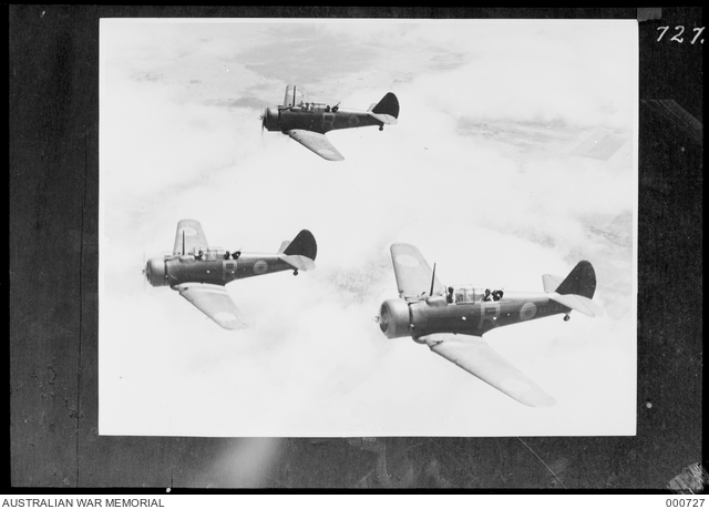 LAVERTON - WIRRAWAYS FLYING IN FORMATION. RAAF FLYING IN FORMATION ...