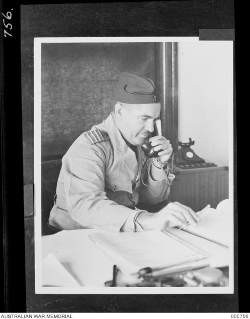 LAVERTON - COMMANDING OFFICER, RAAF STATION - GROUP CAPTAIN F.W.F ...