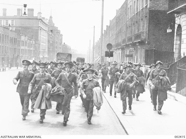 LONDON, ENGLAND. AUSTRALIAN SOLDIERS, OFFICERS AND CHAPLAIN IN THE LEAD ...