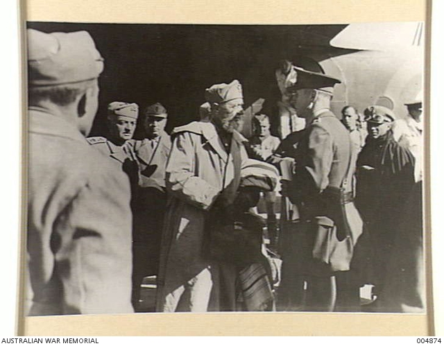 CAPTURE BY BARDIA - THREE OF THE CAPTURED ITALIAN GENERALS AND THEIR ...