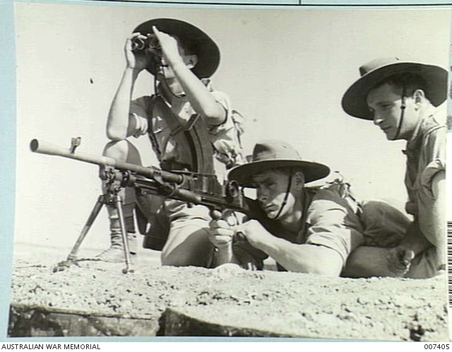 JAFFA RANGES. BREN GUN FIRING. LT. K. WALKER, PTE. G. SYKES, AND PTE. F ...
