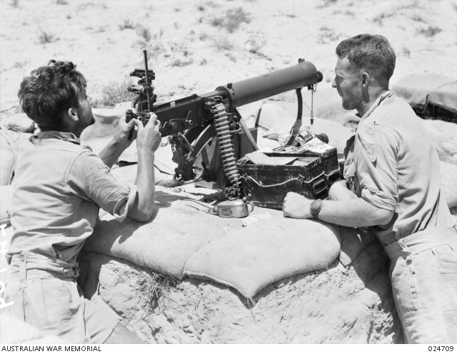 TEL EL EISA, EGYPT. 1942-08-01. MEN OF THE 2/2ND AUSTRALIAN MACHINE GUN ...