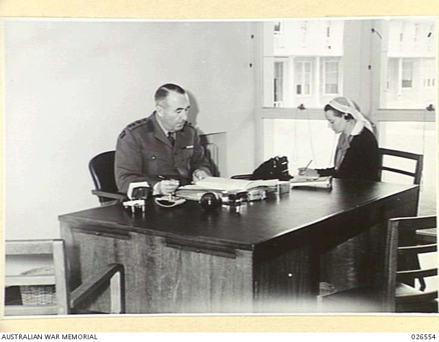 SYDNEY, NSW. 1942-09-08. COLONEL W. WOOD, COMMANDING OFFICER OF NO. 113 ...