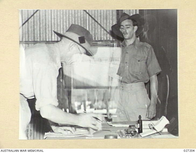 ADELAIDE RIVER, N.T. AUSTRALIA. 1942-10-13. COLONEL J.R. DONALDSON ...