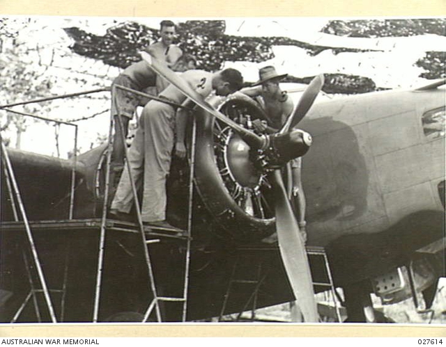 BATCHELOR, N.T. 1942-10-28. MECHANICS OF NO. 2 SQUADRON RAAF AT WORK ON ...
