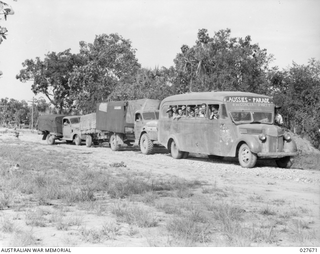 ADELAIDE RIVER, NT. 19421029. THE 6TH AUSTRALIAN DIVISIONAL CONCERT
