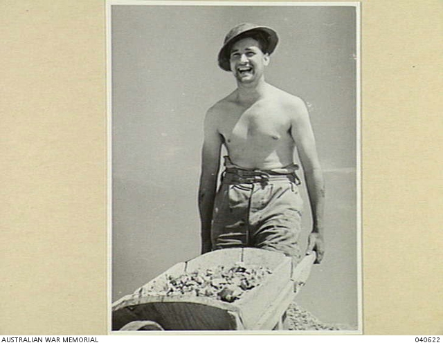 TOBRUK, LIBYA. 1941. A SAPPER OF THE ROYAL AUSTRALIAN ENGINEERS ...