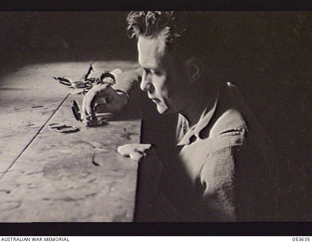 SYDNEY, NSW. 1943-07-07. N24631 CRAFTSMAN R. SYMONS OF THE CORPS OF ...