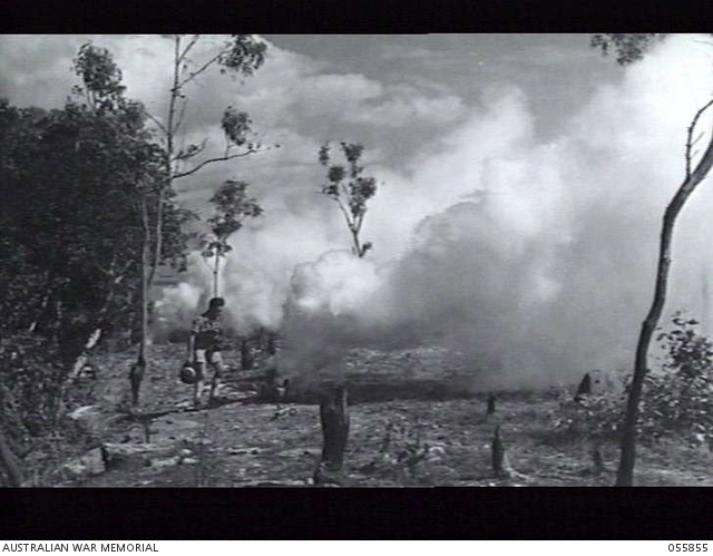 Northern Territory 1943 08 18 A No 4 Mark I Smoke - 