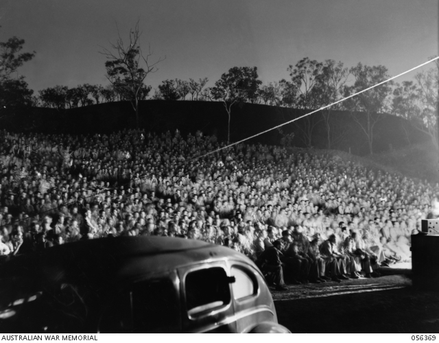 ADELAIDE RIVER, NT. 19430902. AUDIENCE OF TROOPS AND ALLIED WORKS
