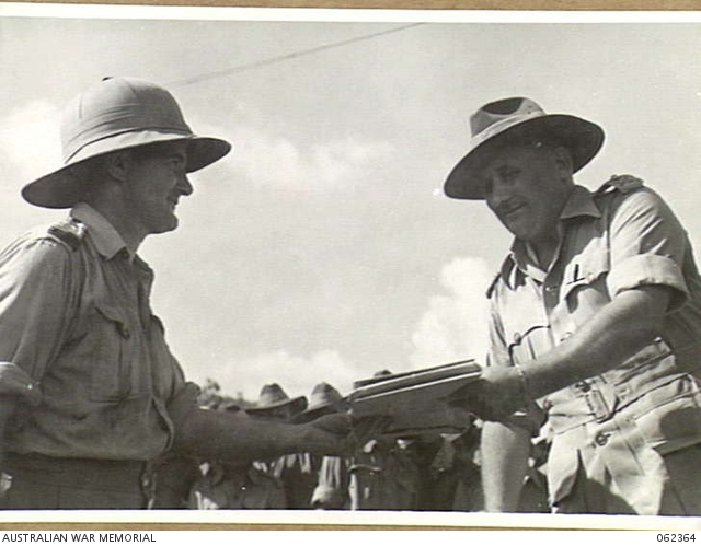 39 MILE, NT. 1943-12-31. NX2 MAJOR GENERAL A. S. ALLEN, CB., CBE., DSO ...