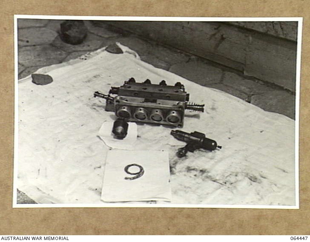MELBOURNE, VIC. 1944-02-19. FUEL PUMP AND INJECTOR OF A 13 KILOWATT ...