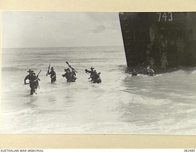 UNITY POINT, NORTH OF TRINITY BEACH, QLD. 1944-11-02. TROOPS OF 25 ...