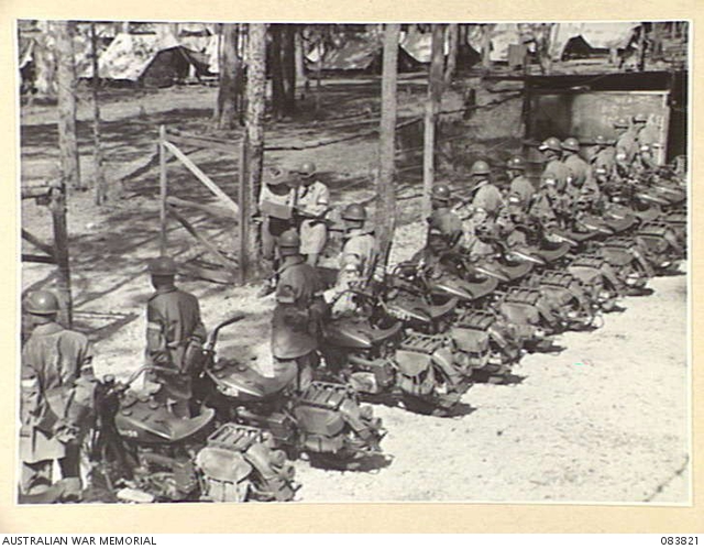 WONGABEL, ATHERTON TABLELAND, QUEENSLAND. 1944-11-22. DESPATCH RIDERS ...