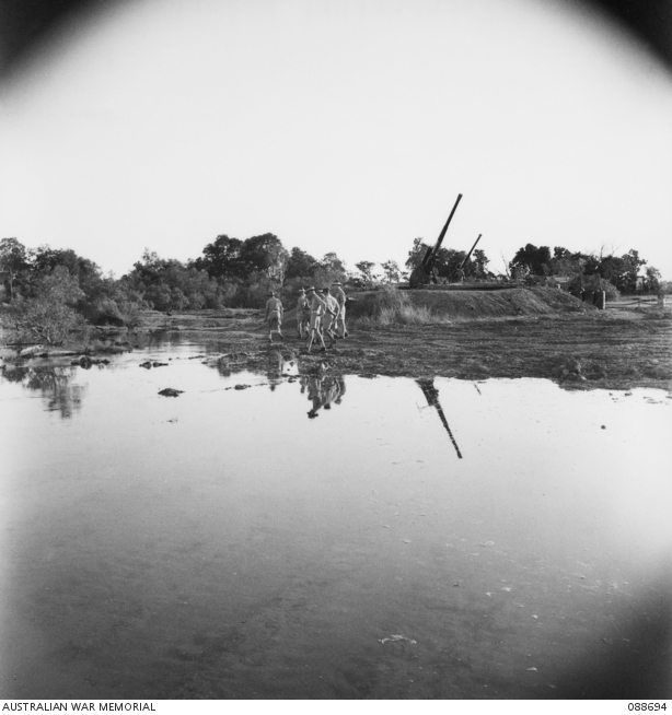 MIDDLE POINT, DARWIN, NT. 1945-04-14. OFFICERS FROM 134 ANTI-AIRCRAFT ...