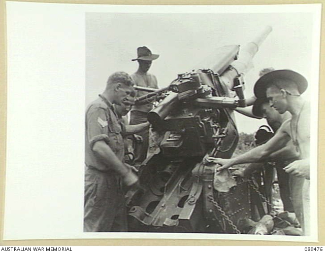 Tarakan, Borneo. 1945-05-05. Gunners of B Troop, 132 Heavy Anti ...