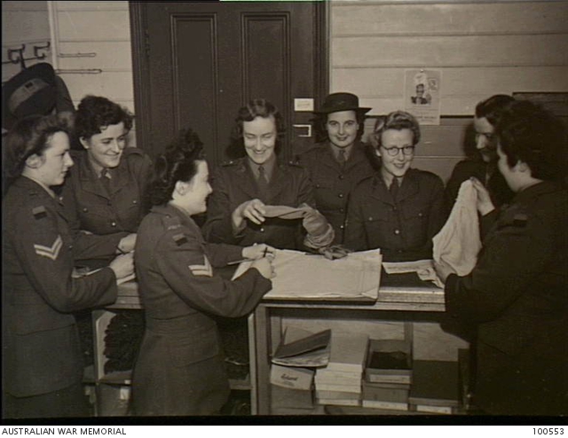 Melbourne, Vic. 1944-08-30. Members of the Australian Women's Army ...