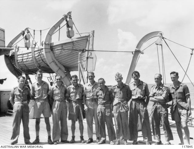 Officers, warrant officers and sergeants of 2/3rd Machine Gun Battalion ...
