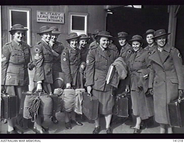 Melbourne, Vic. 1944-05-24. Members of the Australian Women's Army ...