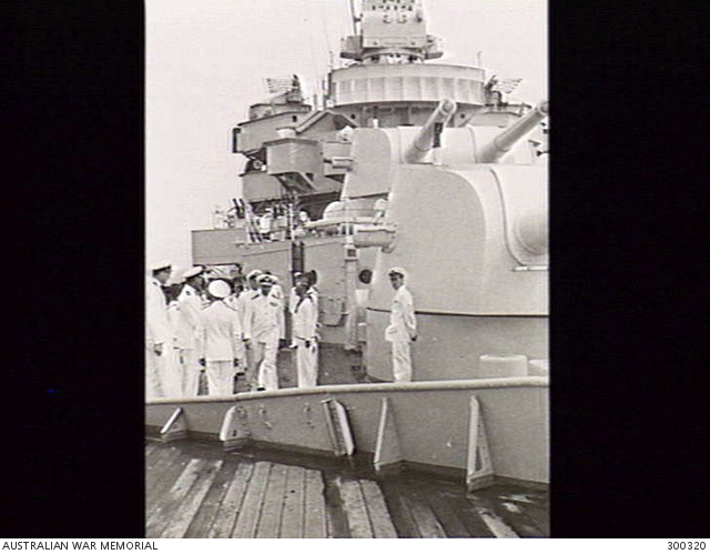1949. VIEW LOOKING AFT DOWN THE STARBOARD SIDE FROM THE FORECASTLE OF ...