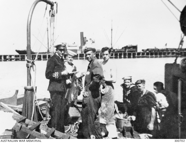 WILLIAMSTOWN, VIC. C.1939. THE CAPTAIN AND CREW MEMBERS OF THE ...