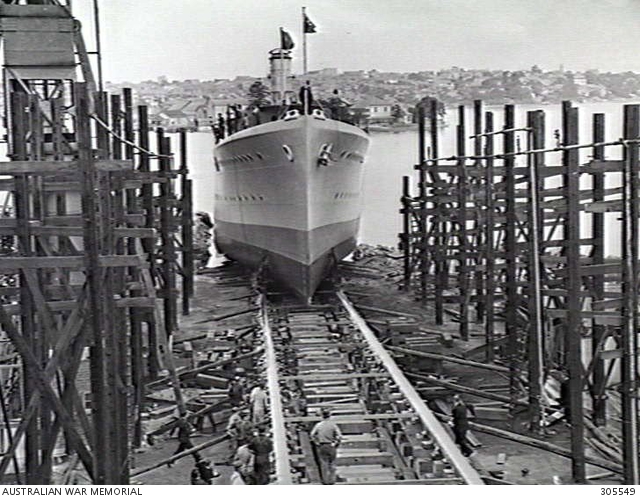 COCKATOO ISLAND DOCKYARD, SYDNEY, NSW. 1940-02-10. THE LAUNCHING OF THE ...