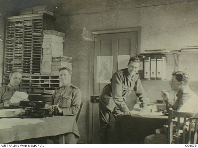 The orderly room and staff, at Tern Hill. | Australian War Memorial