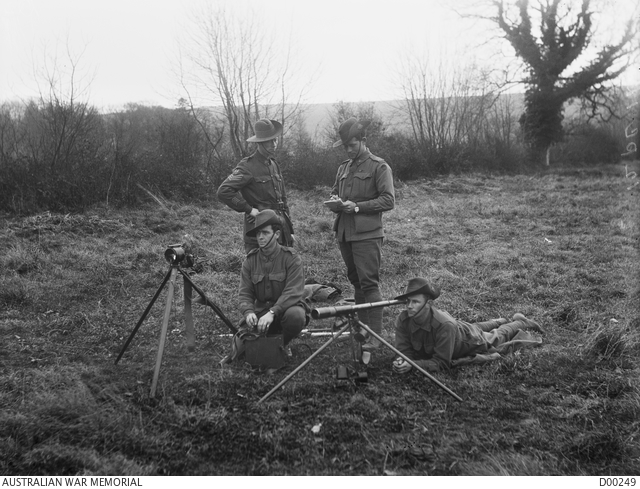 lucas-daylight-signalling-lamp-practice-at-the-4th-divisional