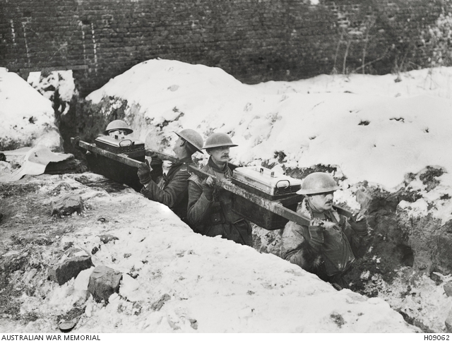 Arras, France. c. 1917. A British Army ration party moving along a ...