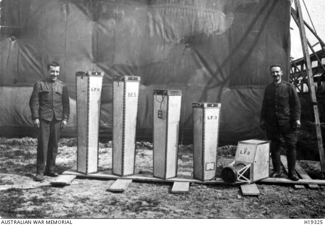 FIRST OBLIQUE AND REFLEX CAMERAS USED BY THE RFC IN FRANCE. MADE BY ...