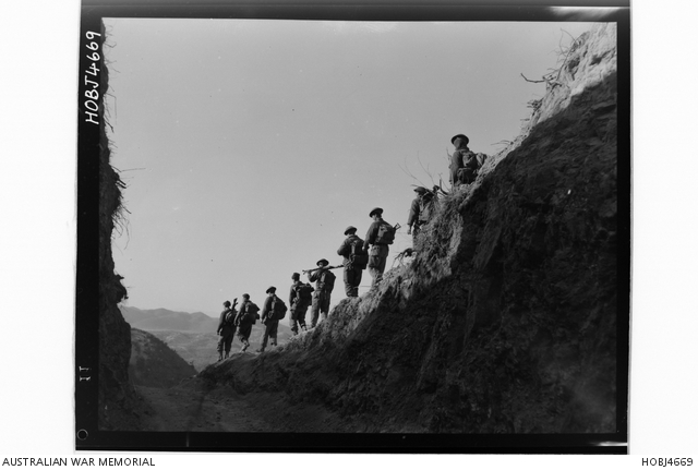Unidentified members of the 2nd Battalion, The Royal Australian ...