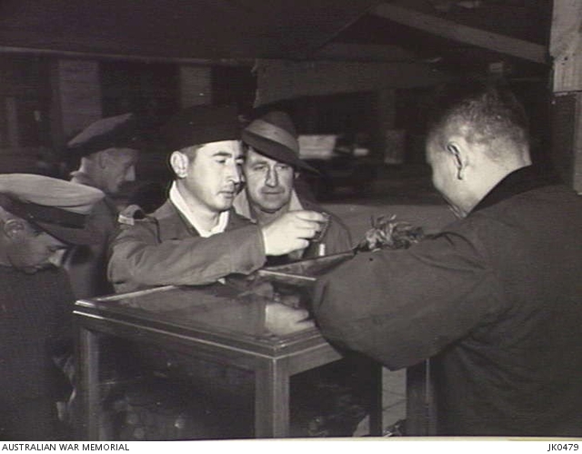 SEOUL SOUTH KOREA 1952 MEMBERS OF NO 77 SQUADRON RAAF HAGGLE OVER 