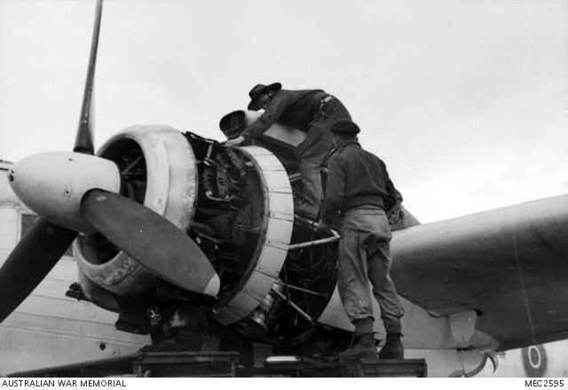 North Africa. c. 1943. Fitters and flight mechanics of of No. 458 ...