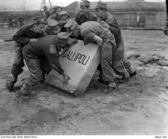 Unidentified soldiers of the 1st Battalion, The Royal Australian ...