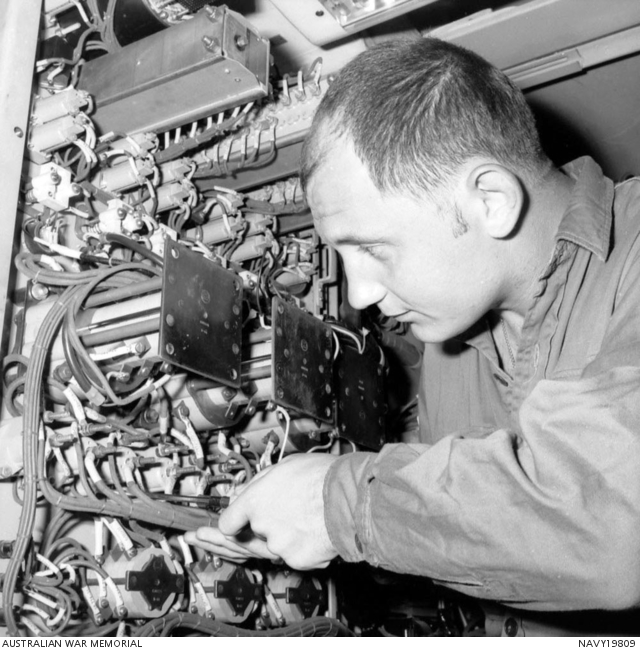 the-ran-destroyer-hmas-brisbane-ii-d41-is-on-its-first-deployment-to