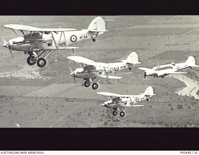 LAVERTON, VIC. 1937. HAWKER DEMON AIRCRAFT OF NO 1 SQUADRON RAAF IN ...