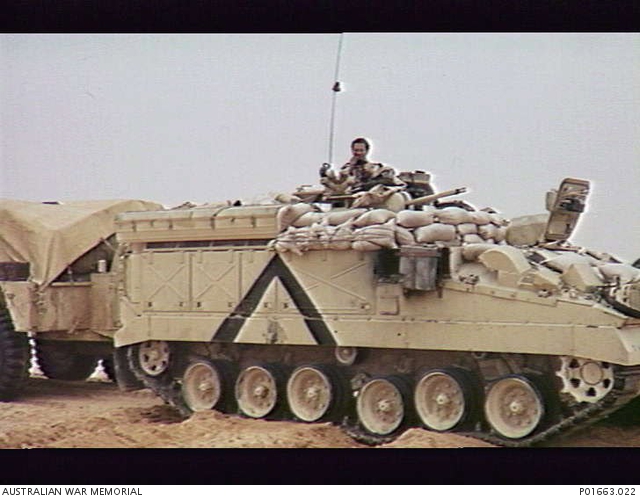 SAUDI ARABIA, 1991-02-24. A WARRIOR ARMOURED REPAIR AND RECOVERY ...