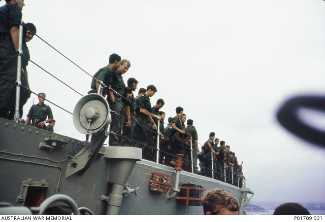 SYDNEY, NSW. 1969-02-? MEMBERS OF 1ST BATTALION, THE ROYAL AUSTRALIAN ...
