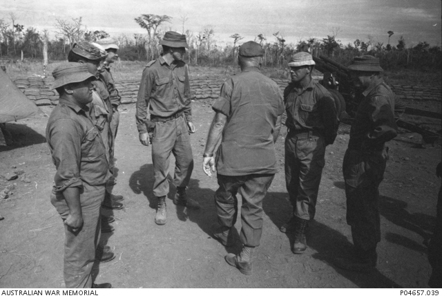 First visit of the Commanding General of MACV, General (Gen) Creighton ...
