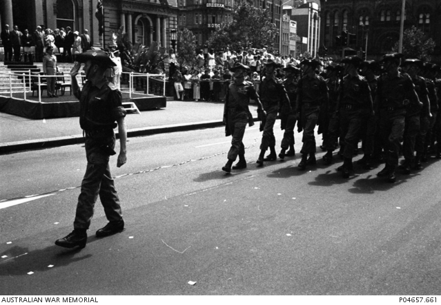 Arrival in Sydney, 7th Battalion, The Royal Australian Regiment (7RAR ...