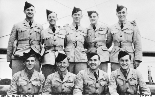 Group portrait of graduating RAAF pilots, members of No 1 Course ...