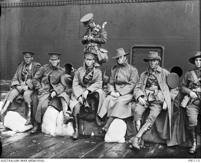 Josiah Barnes collection of First World War negatives and prints ...