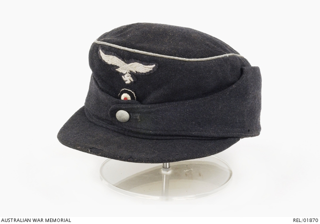 Officer's grey field cap : Luftwaffe 