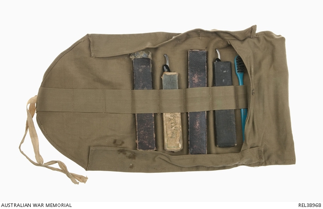 military shaving kit