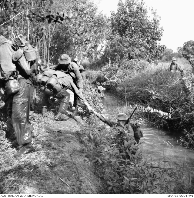 Vietnam. C. 1966-04. Soldiers of the 1st Battalion, The Royal ...